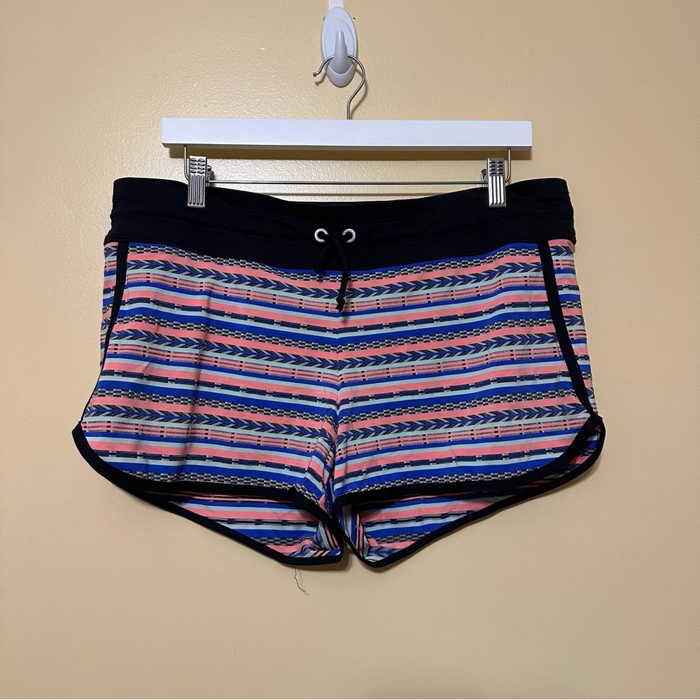 Athleta Newport 5” Board Shorts Women L Multi-color Striped